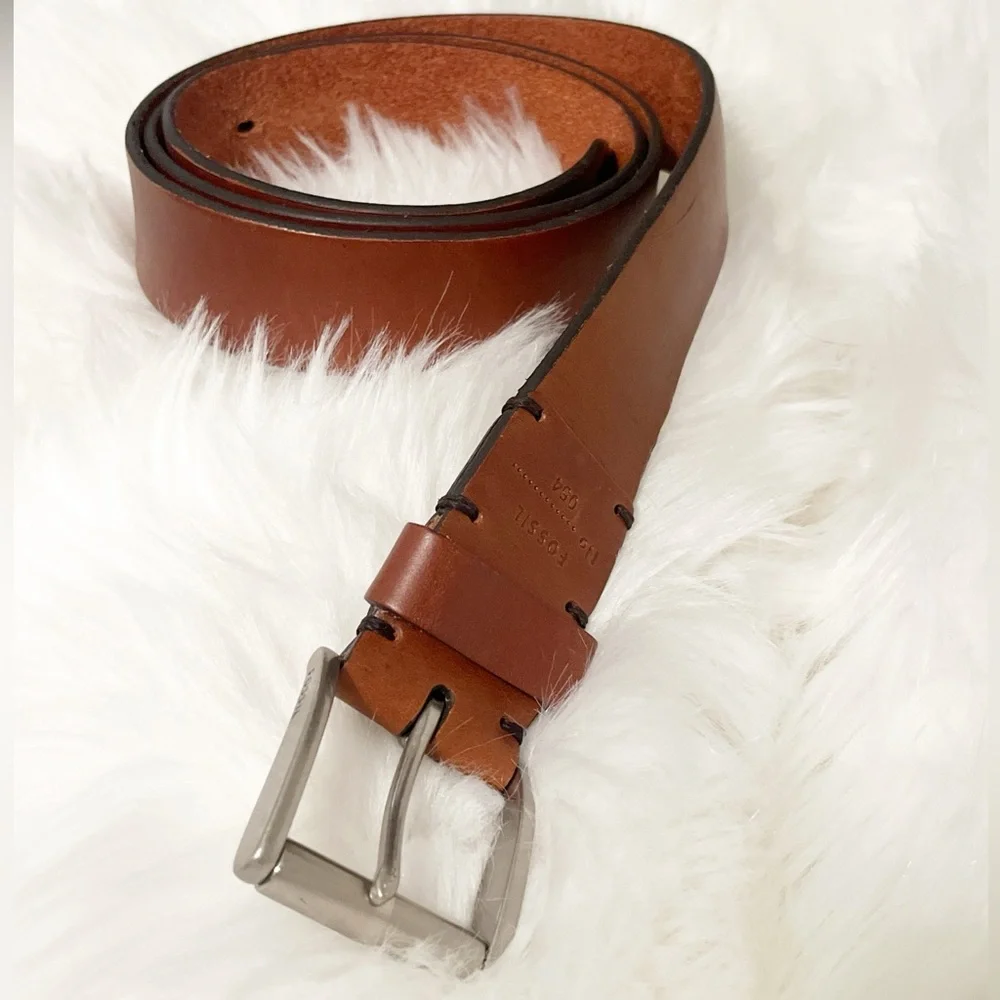 Fossil Genuine Leather Belt Size 110/44 Brown Cognac Classic Buckle